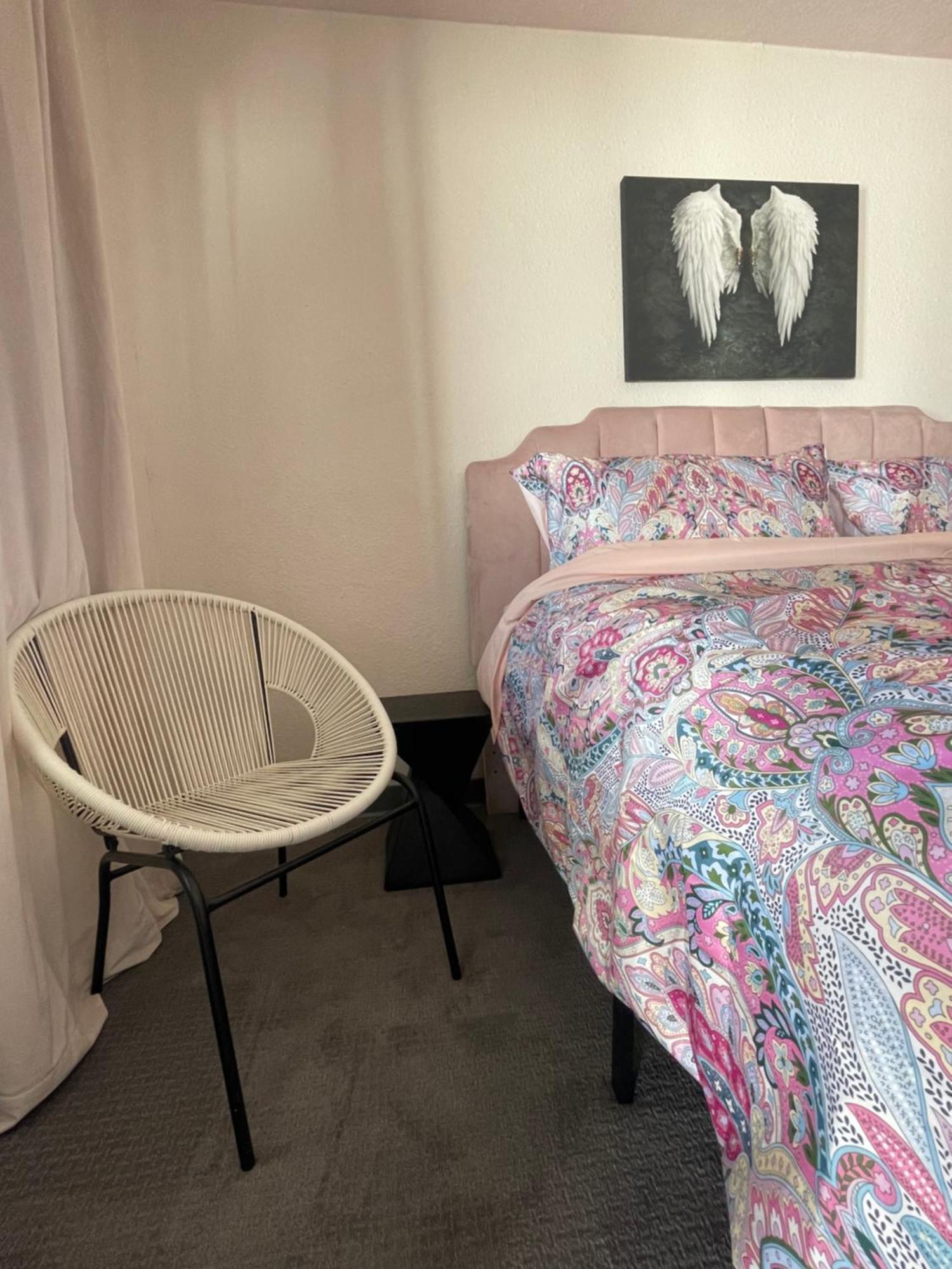Rainbow Motel Грили Экстерьер фото