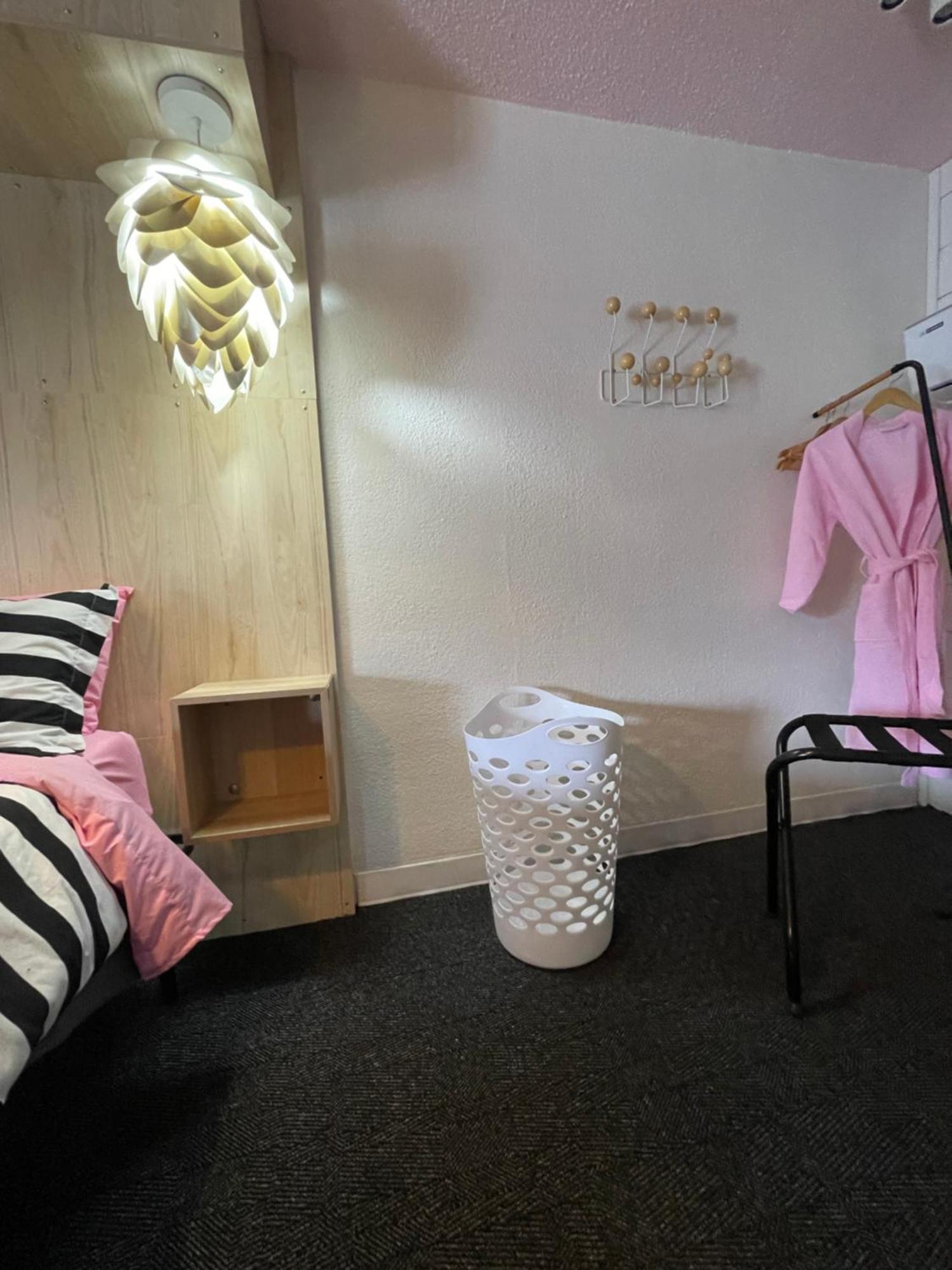 Rainbow Motel Грили Экстерьер фото