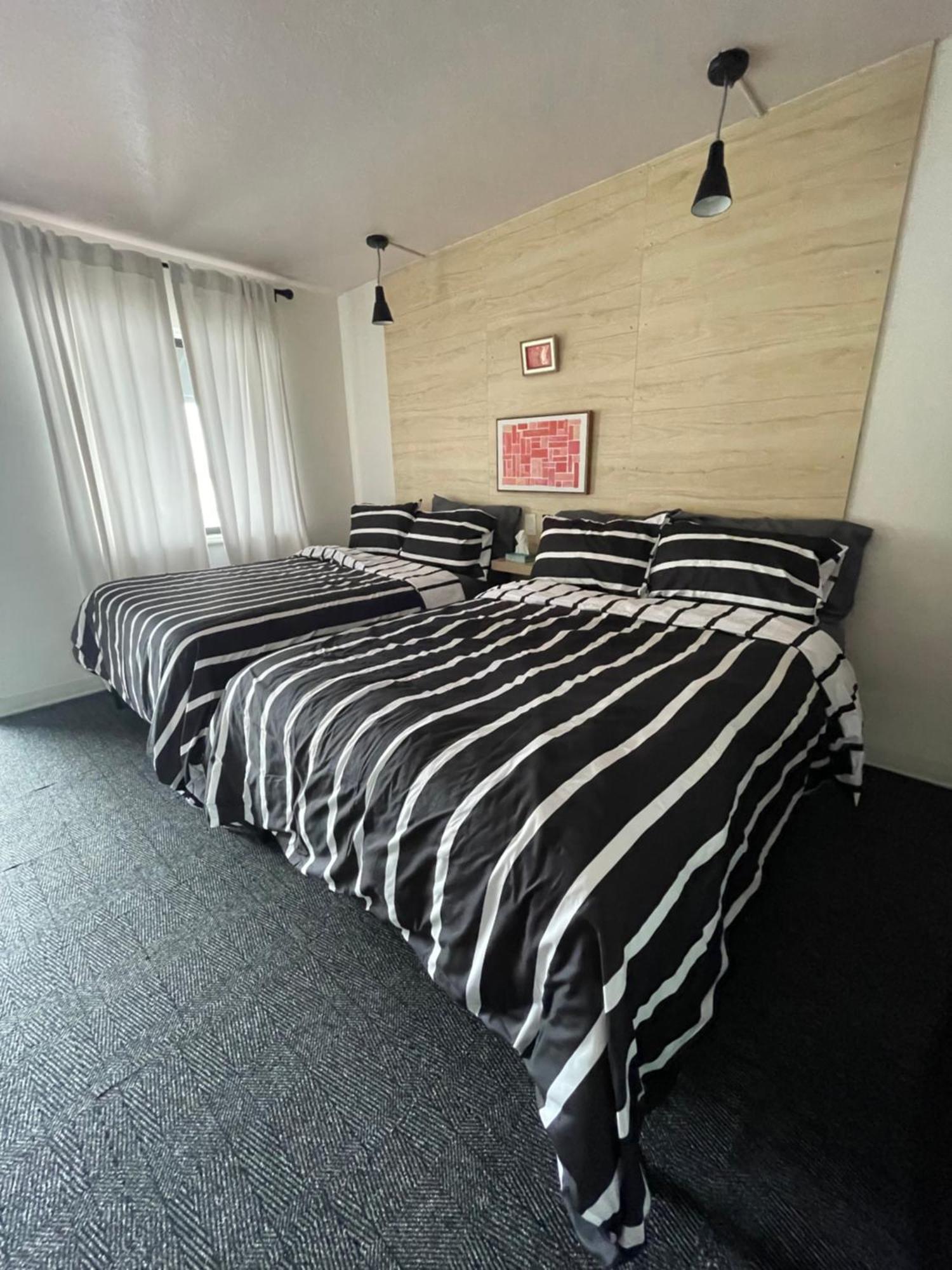 Rainbow Motel Грили Экстерьер фото
