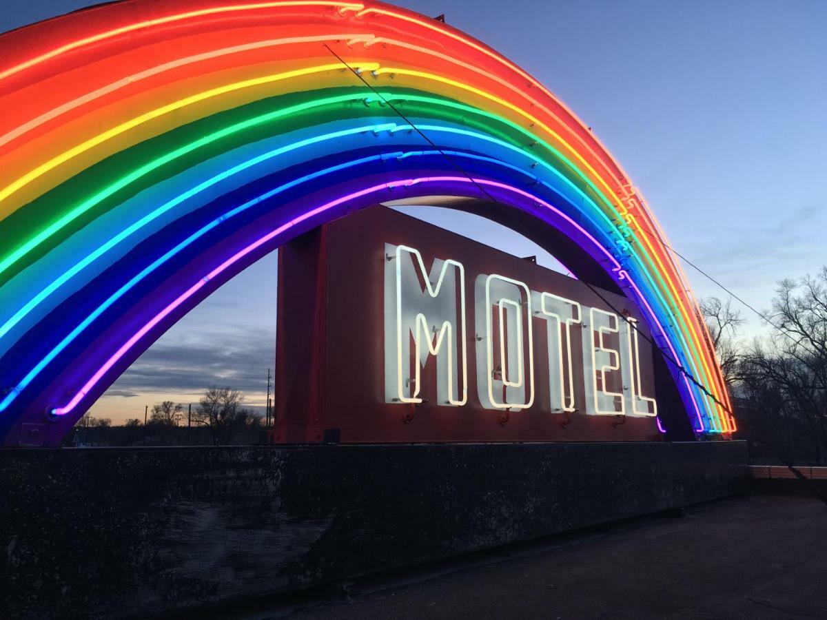 Rainbow Motel Грили Экстерьер фото